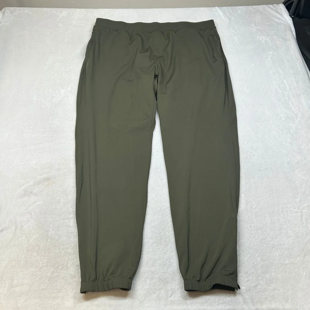 Mondetta Outdoor Projects olive green